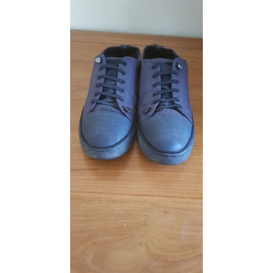 preloved sepatu playboy