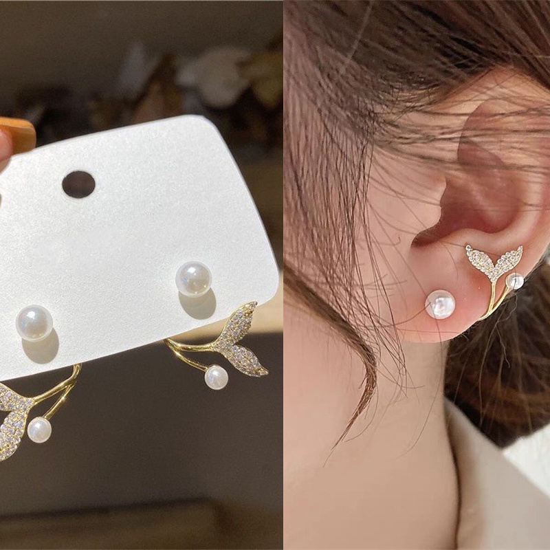 Anting Tusuk Gantung Wanita Desain Bunga Tulip Hias Mutiara + Berlian Gaya Korea Untuk Pesta