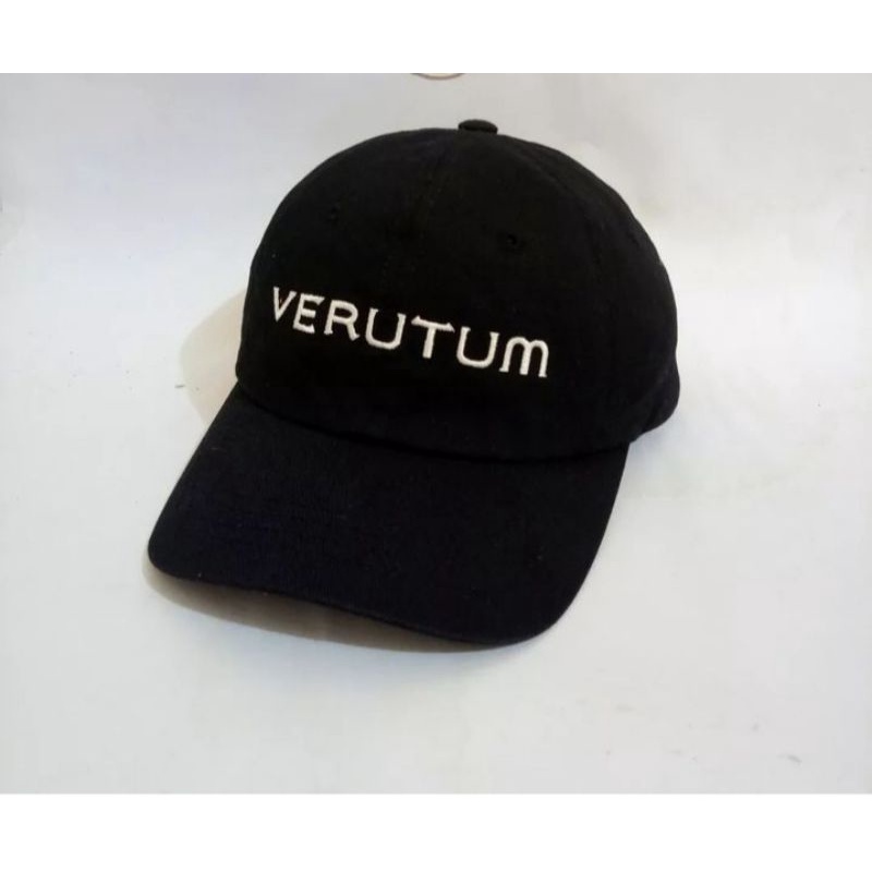 Topi Verutum