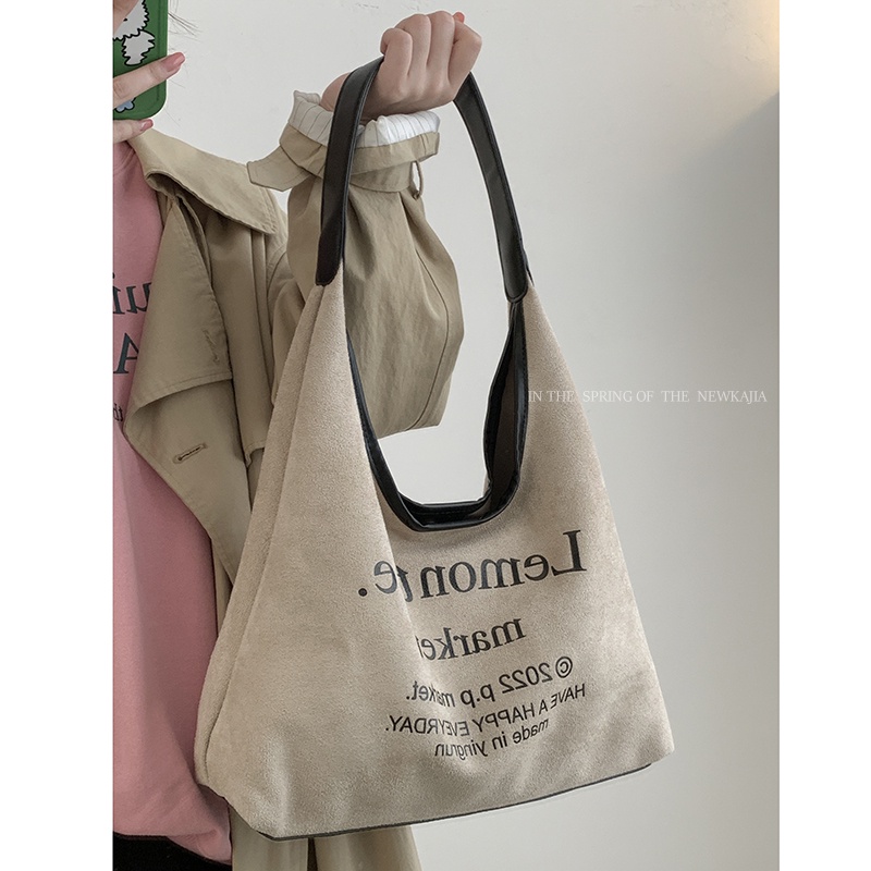 Suhao kulit rusa beludru tas ketiak wanita 2022 baru trendi fashion alfabet tote bag tekstur ceruk tas bahu kapasitas besar