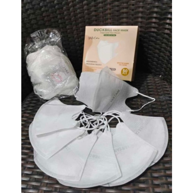 Masker Duckbill Y&B Care Putih dan Hitam (50)