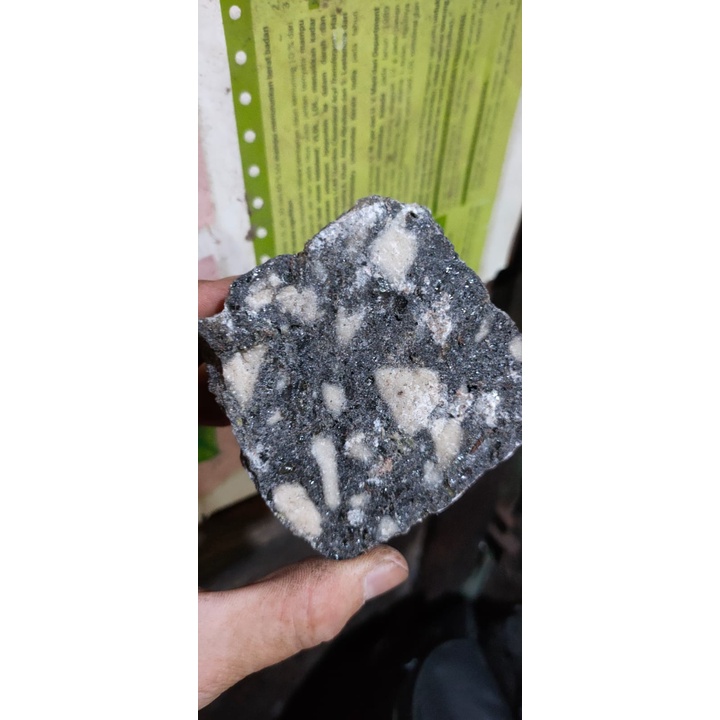 MENYAN HITAM 1 KG MENYAN HITAM