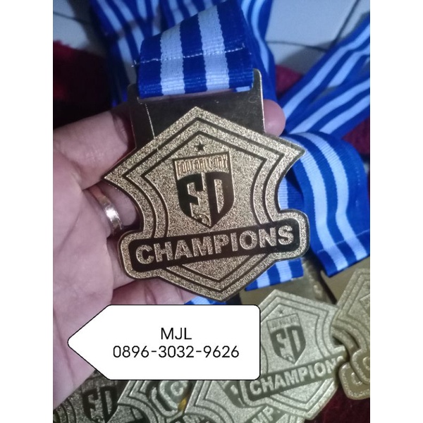 medali kejuaraan/medali wisuda/medali custom/bahan logam Kuningan