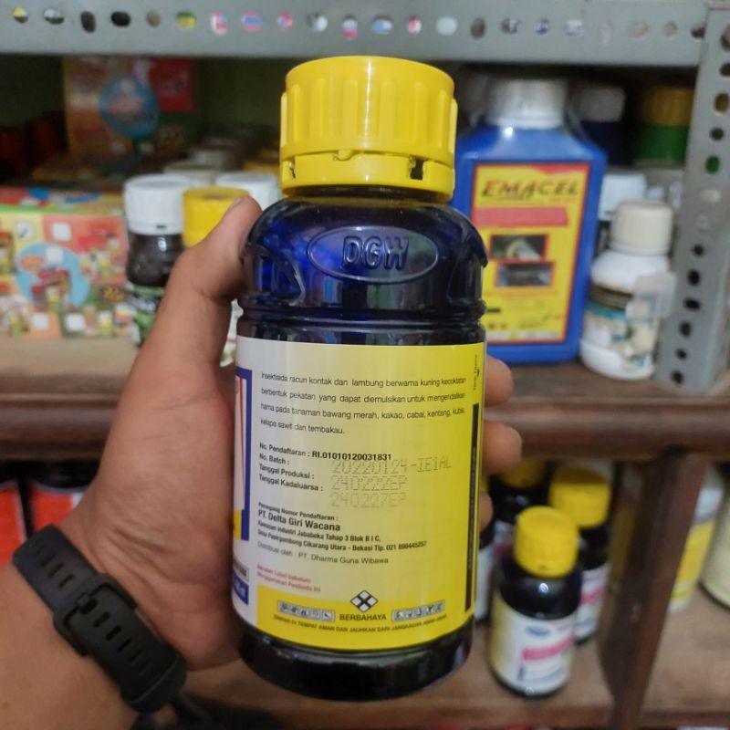 INSEKTISIDA KLENSECT 200 EC 400 ML PENGENDALI BELALANG ULAT