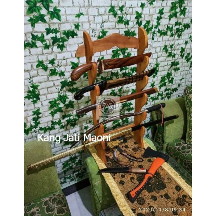 Jagrak pedang  ukiran jepara isi 5 finishing BM03670 KJM