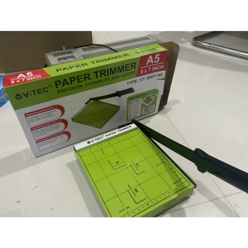 

Pemotong Kertas Paper Cutter A5 VTEC VT0807