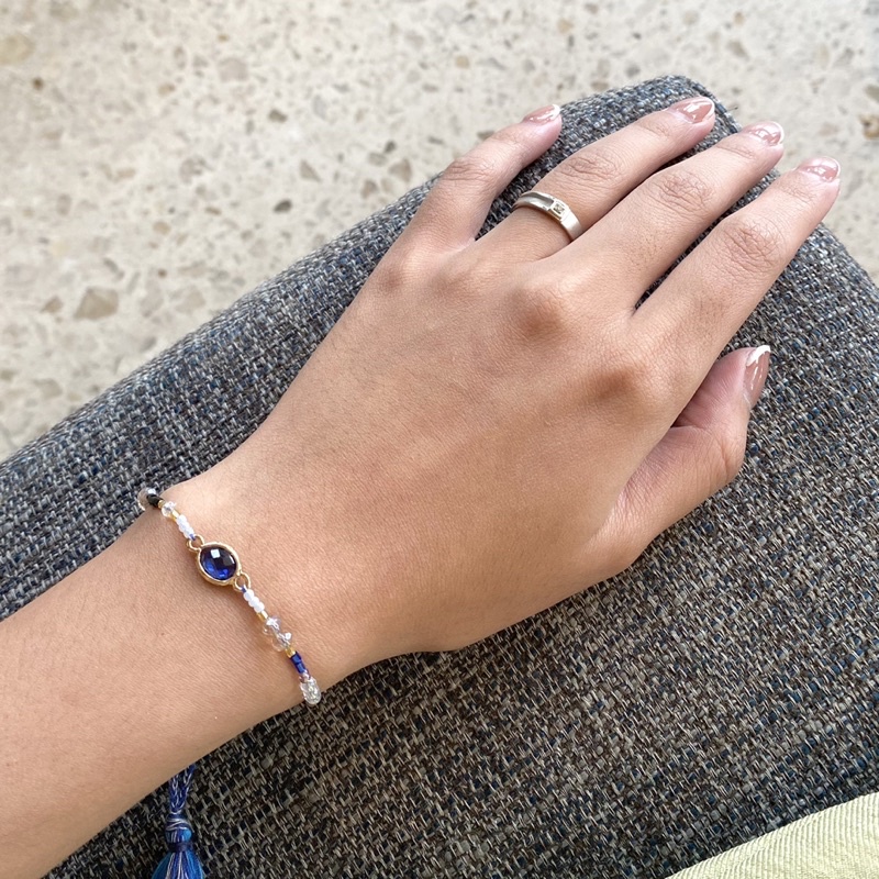 SAVAYA bracelet in SAPHIRE loliastuff (gelang tangan/ gelang batu/ gelang beads/ gelang mote/ gelang boho/ gelang tali/ gelang etnik/ gelang bali)