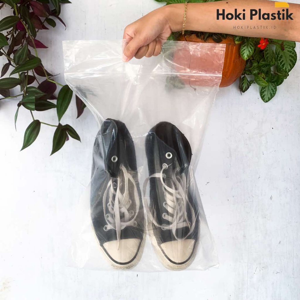 PLASTIK KLIP 25x35+7 cm POND PE GAGANG ZIPLOCK PACKING BAJU HIJAB SEPATU LAUNDRY SNACK MAKANAN ZIP TENTENG KECIL BESAR TEBAL POLOS CETIK KEMASAN BUNGKUS GLOSSY PREMIUM ULANGTAHUN SOUVENIR MURAH KRESEK PLASTIC SABLON CUSTOM WADAH CLOTHING DISTRO