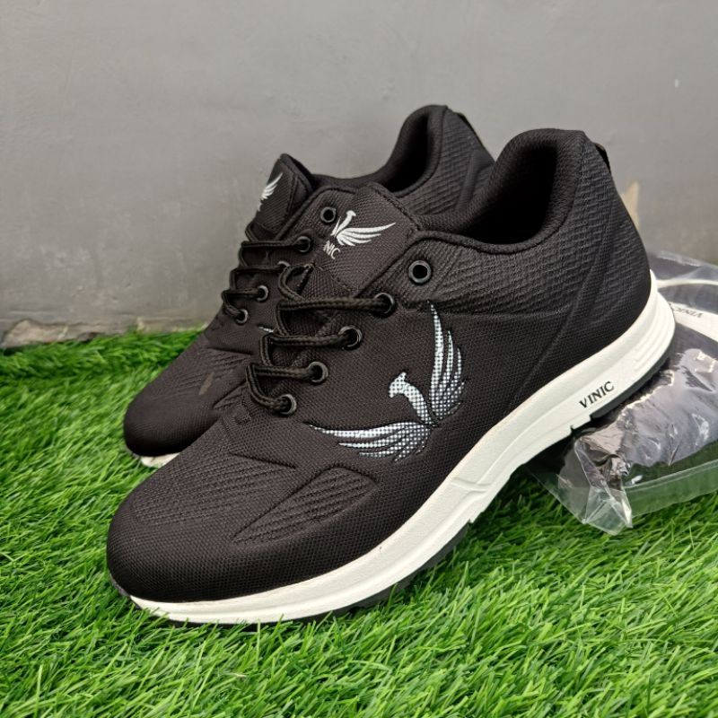 VINIC VNC 01 Sepatu Sneakers Casual Original. Sepatu Casual Pria Wanita Olahraga