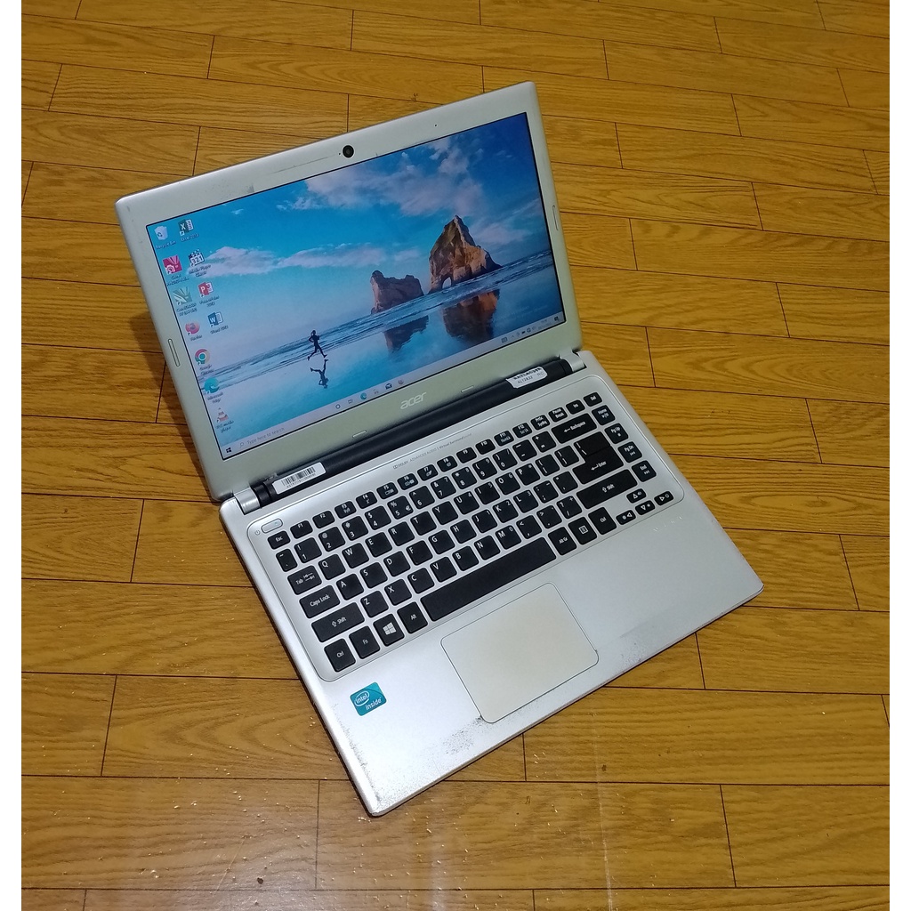 Laptop ACER V5 431 RAM 4GB SSD 128GB HDD 320GB