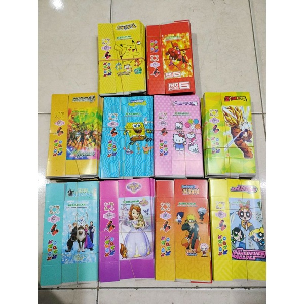 

kertas kotak kado besar bermotif gambar karakter animasi isi 50 kotak