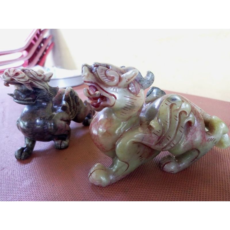 giok asli ukiran naga terlangka