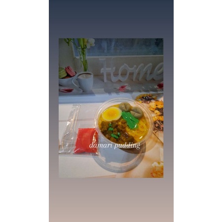 

puding replika mie ayam