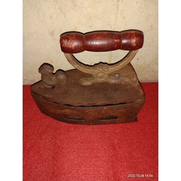 Jual setrika jadul/strika jago jadul/strika arang/strika uap | Shopee
