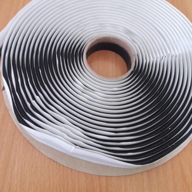 

Butyl tape 6x10 meter (lem dodol)