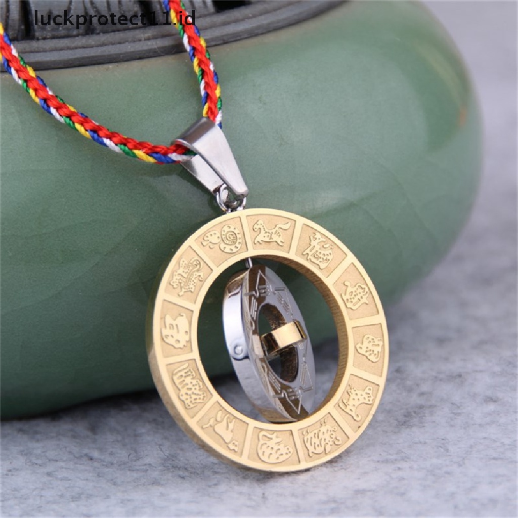 Kalung Liontin Bulat Bahan Stainless Steel Warna Emas Gaya Vintage Untuk Pria