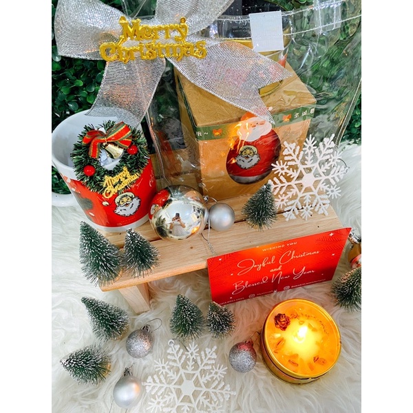 

Hampers Holy night natal parcel kue lilin aromaterapi crystal citrine mug custom