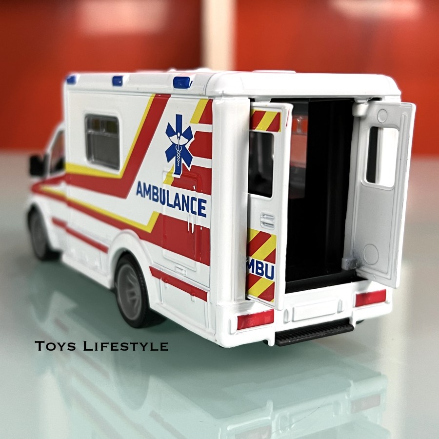 Mobil Majorette Diecast Mercedes Benz Sprinter Ambulance (BUNYI NYALA)