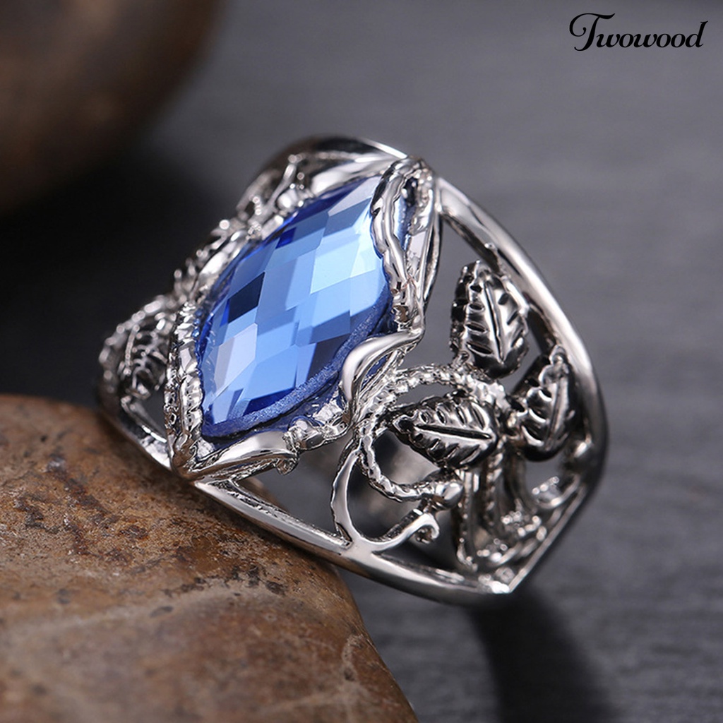 Cincin Bentuk Cabang Bunga Bahan Alloy Gaya Retro Untuk Wanita