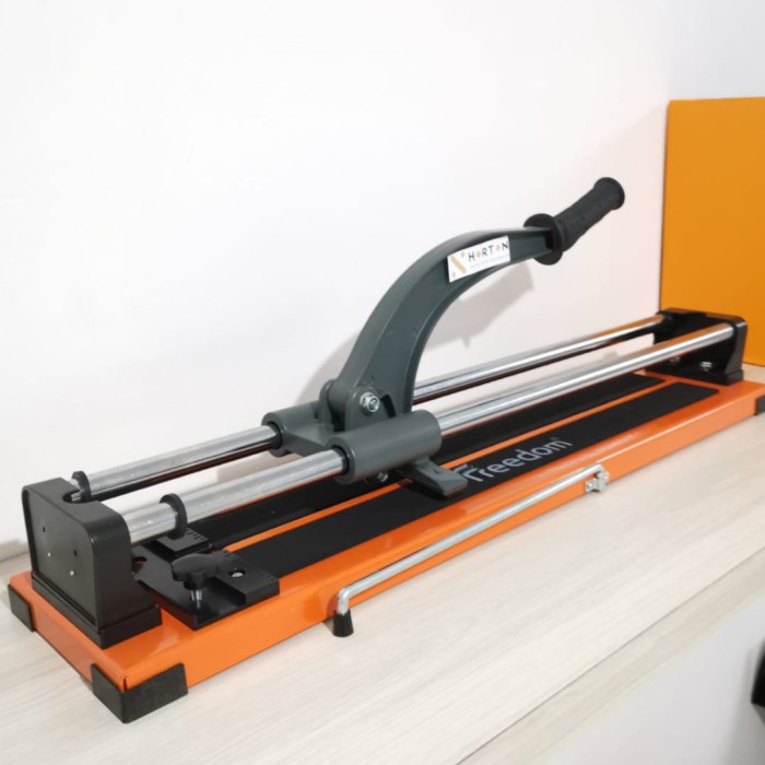 Mesin Pemotong Keramik Granit Manual Laser 100 Cm - 1000 Mm Freedom