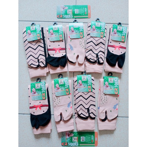 Kaos kaki jempol muslim nylon motif 3pasang kemas