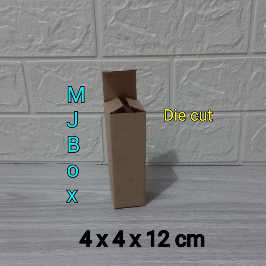 

Kotak Kardus Uk. 4x4x12 cm................Die Cut