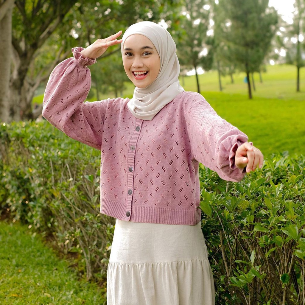 Claudia Cardigan Knit