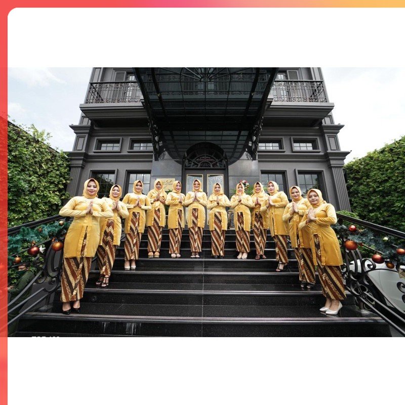 Kebaya bahan bludru/kebaya kutubaru/kebaya bludru/kebaya prewedding Kebaya Bludru