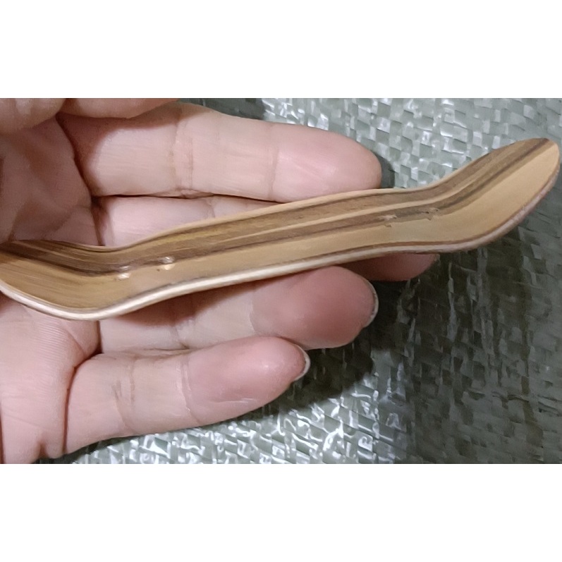 Skateboard Jari Bahan Maple Ukuran 30 / 32 / 34mm 100 = 32mm Dua Sisi Warna-Warni