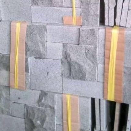 Batu alam mozaik andesit 20x40cm