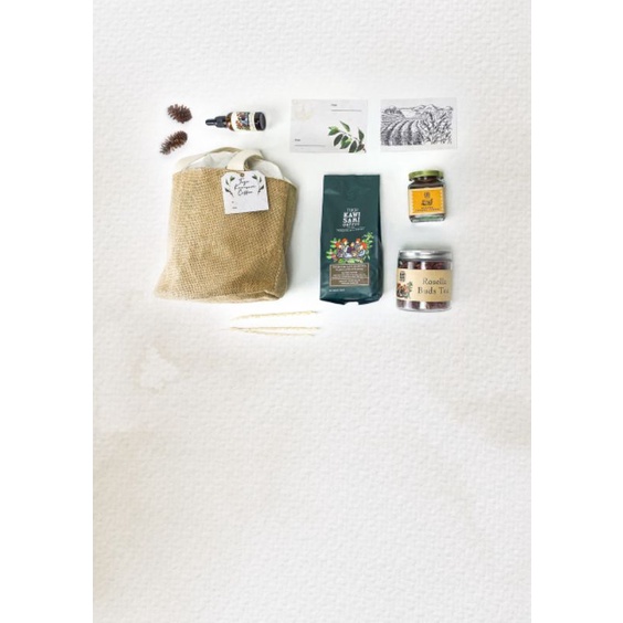

The Nostalgia ofBlitar Hamper