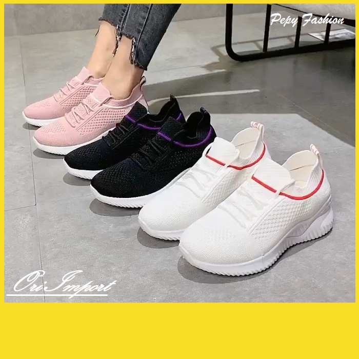 Sepatu Putih Wanita Olahraga Senam Sport Joging Jogging Lari Runing Running Sneakers Snakers Snekers