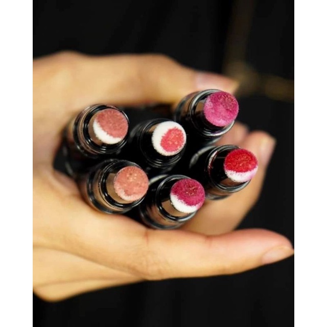 The One Irresistible Touch High Shine Lipstick