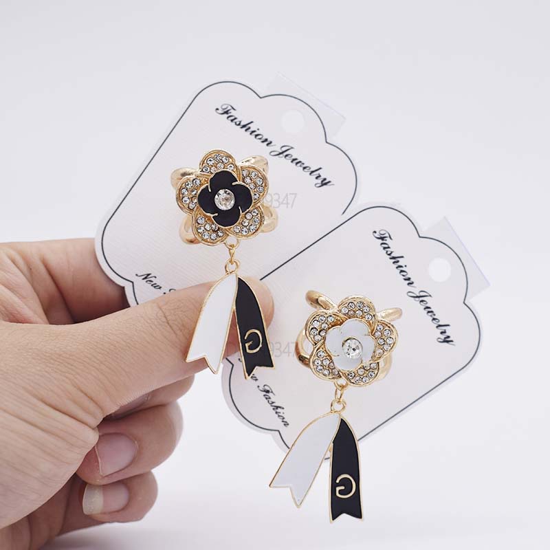 Cincin Bros Bahan Logam Alloy Aksen Mutiara Untuk Syal