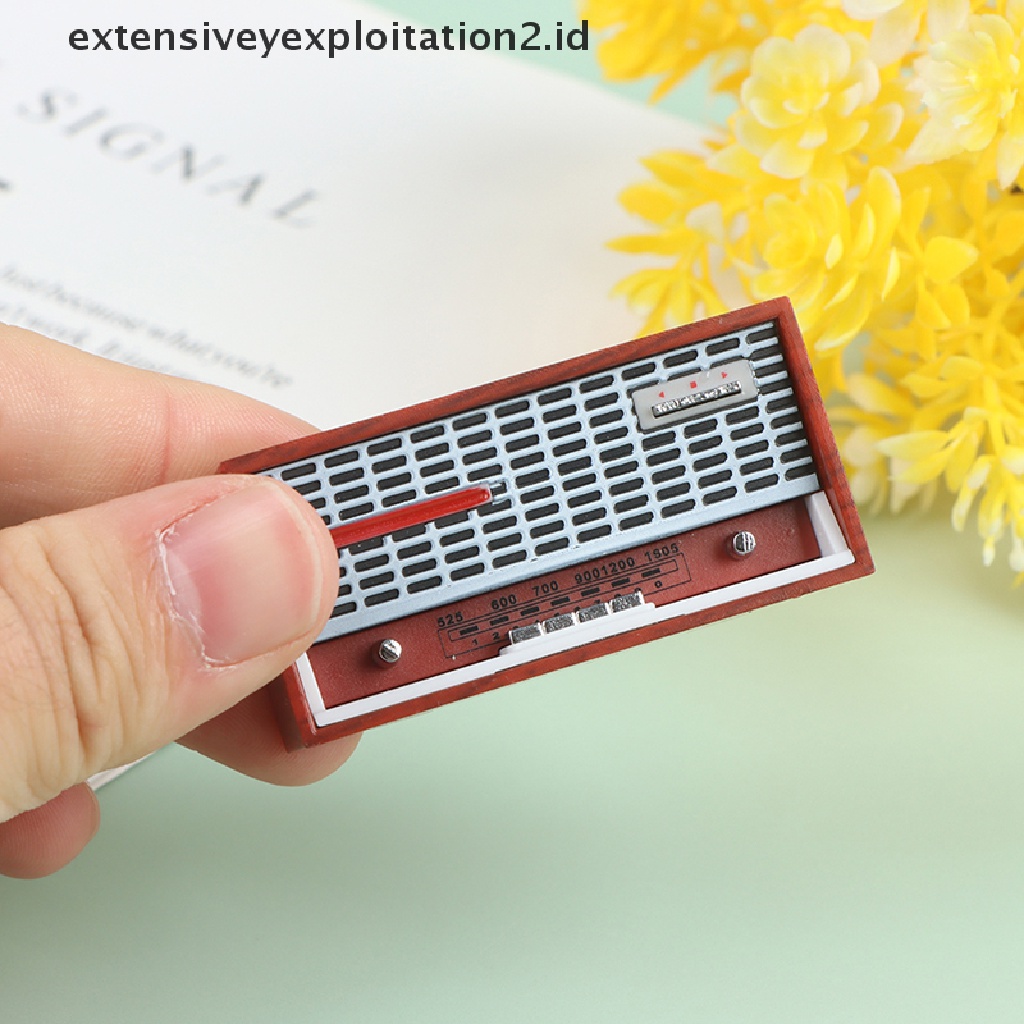 Mainan Miniatur Radio / Perekam Suara Skala 1: 12 Untuk Dekorasi Rumah Boneka
