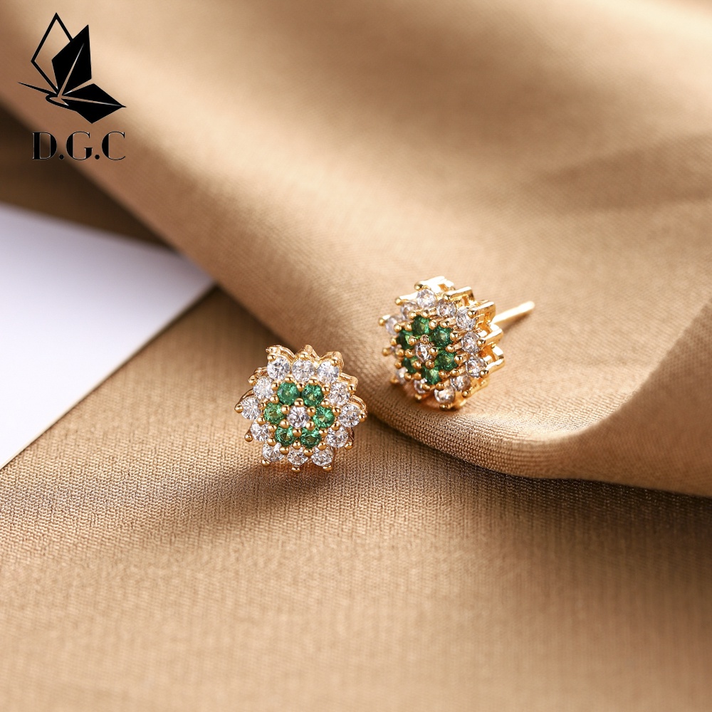 D.G.C✨Anting Tusuk Hijab Titanium Anti Karat Lapis Emas Hijau Kristal Aksesoris Korea Wanita Perhiasan D254