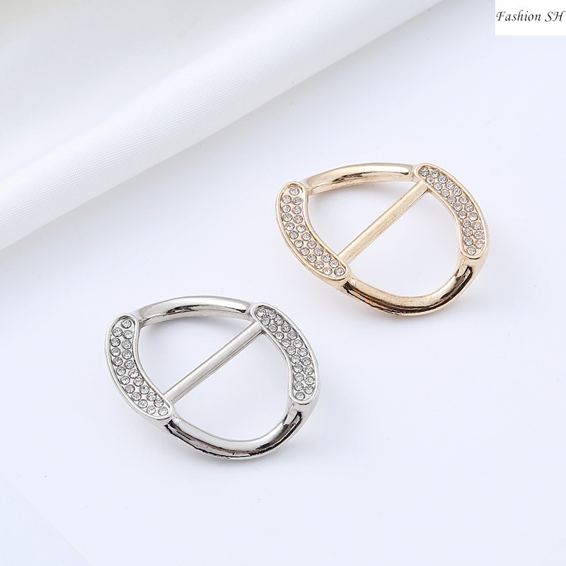 Bros / Pin Bahan alloy + Kristal high quality Untuk Aksesoris scarf / Syal Wanita M40317