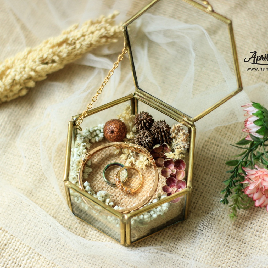 Kotak Cincin Ringbox Rustic Hexagonal