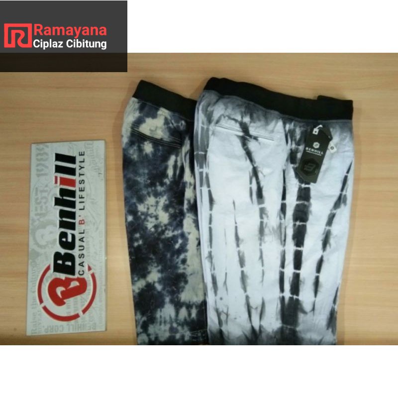 Celana Ribing Pendek Benhill / Ramayana Cibitung