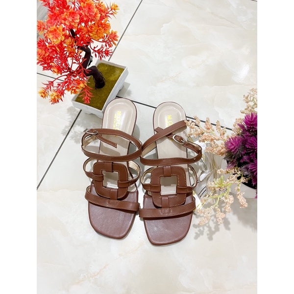 heels coklat tali