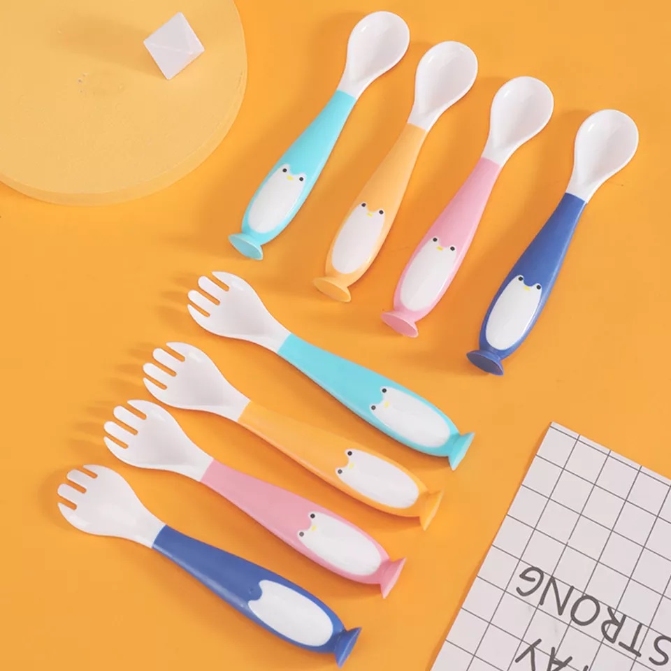 GOOGOO Baby Set Spoon Fork 360 Derajat / Sendok Lengkung Bayi Pinguin