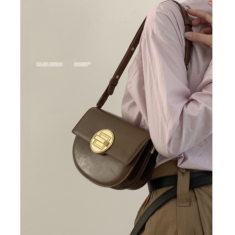 Suhao red bag women s summer 2022 new fashion retro cans saddle bag niche texture all-match messenger bag