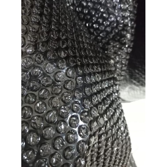 

Plastik bubble wrap hitam dan bening wellpack uk 125cm x 50m - Hitam