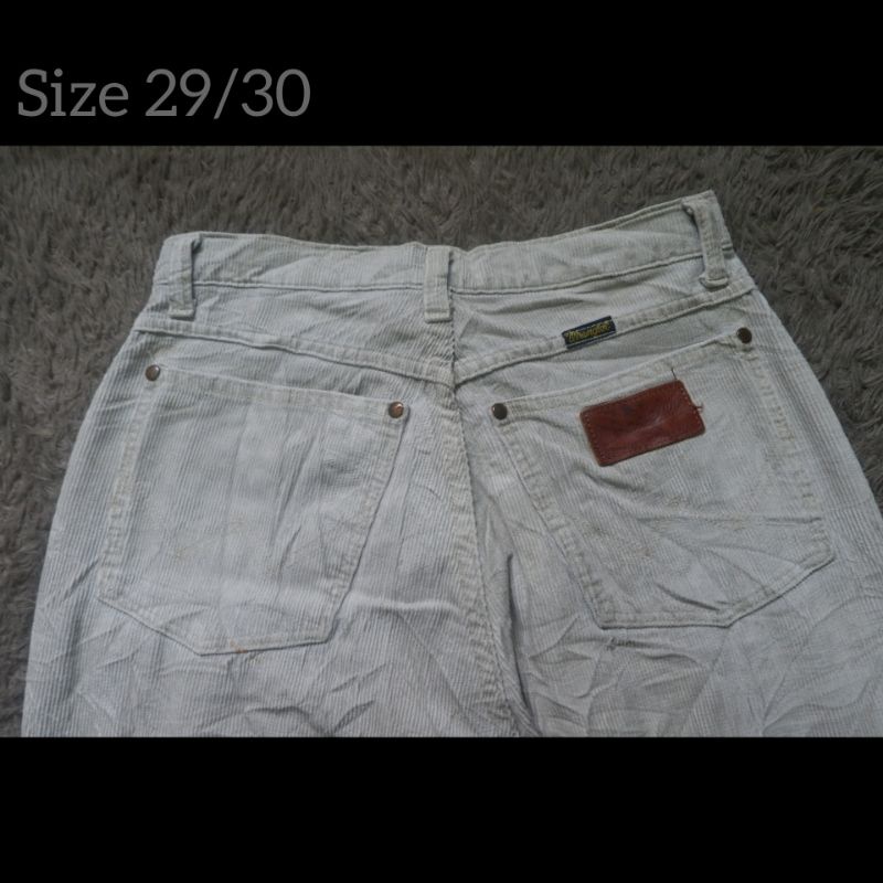 Celana Corduroy Wrangler