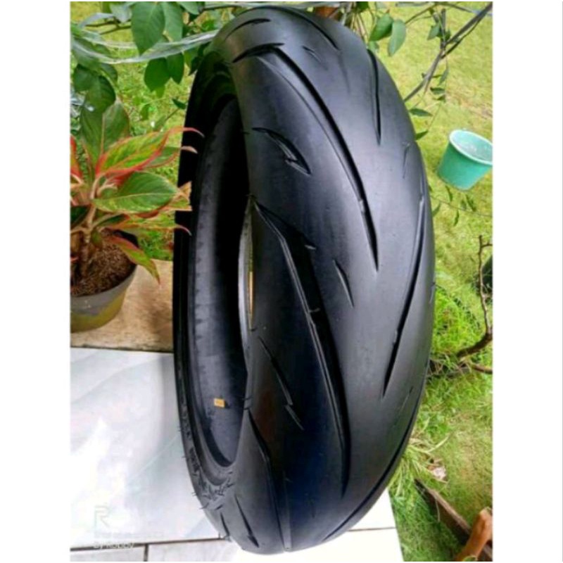 ban tubeless belakang ninja/cbr/R15 DLL ukuram 150/60 Ring 17 IRC