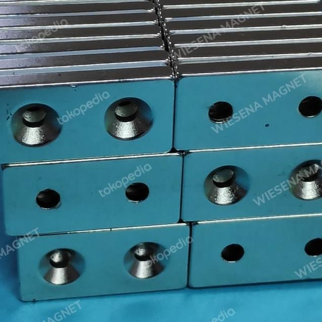 Magnet Neodymium 40x20x5mm (hole 10/5mm) N52