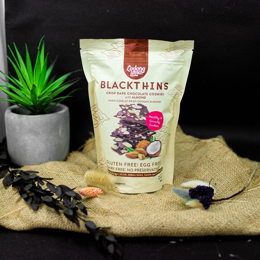 

Ladang Lima Blackthins 100gr / Snack Sehat / Cemilan Sehat / Brownis Kering