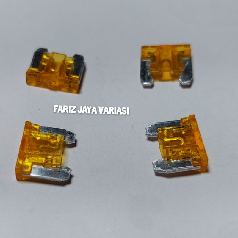 SEKRING TANCEP MINI 5A SEKRING MOBIL UNIVERSAL 5 A