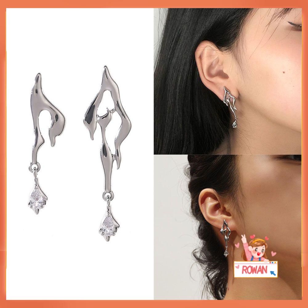 Anting Bentuk Bunga Irregular Bahan Metal