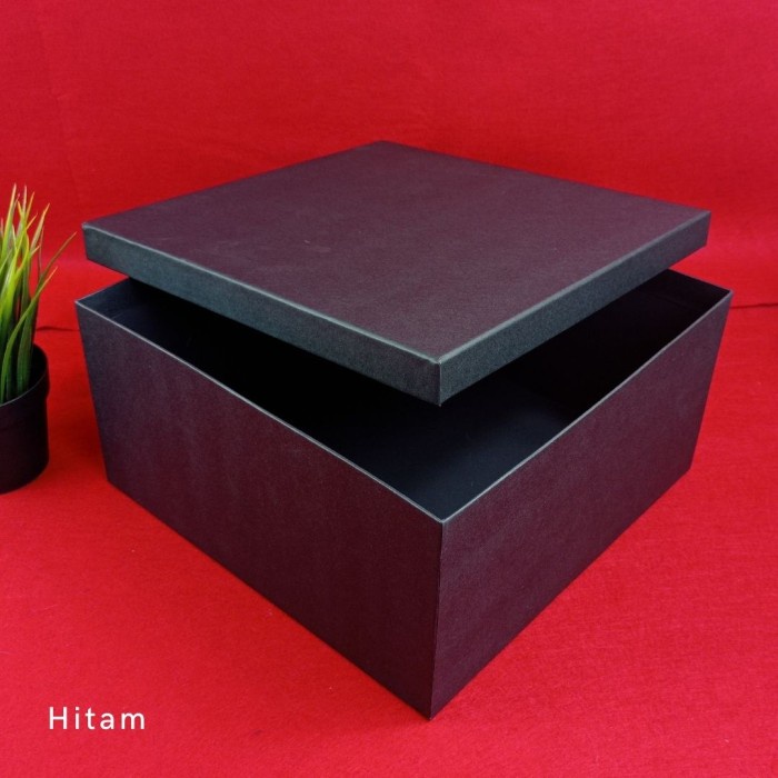 

(COD) BOX HAMPER - HARDBOX - KOTAK KADO - 30 cm x 30 cm x 15 cm - Hitam